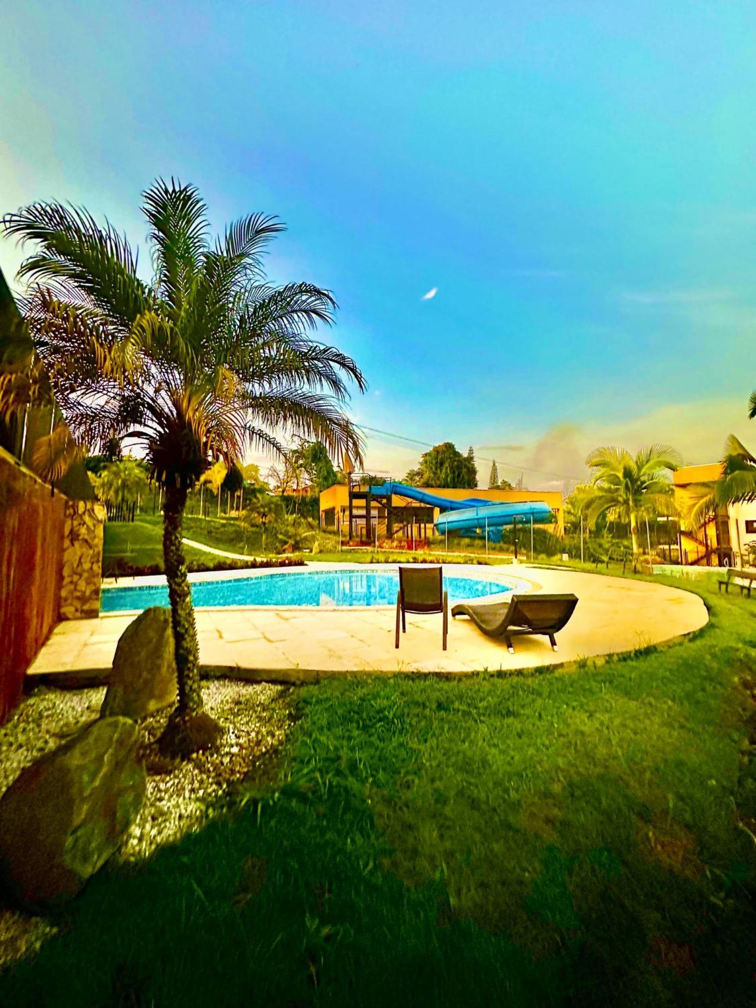 Apartamento Privado Vacacional A 5M Del Aeropuerto, 20 Minutos Del Parque Del Cafe Y Centro De Armenia Con 4 Piscinas, 3 Jacuzzi, Sauna By Molca Xperiences 2H Eksteriør bilde