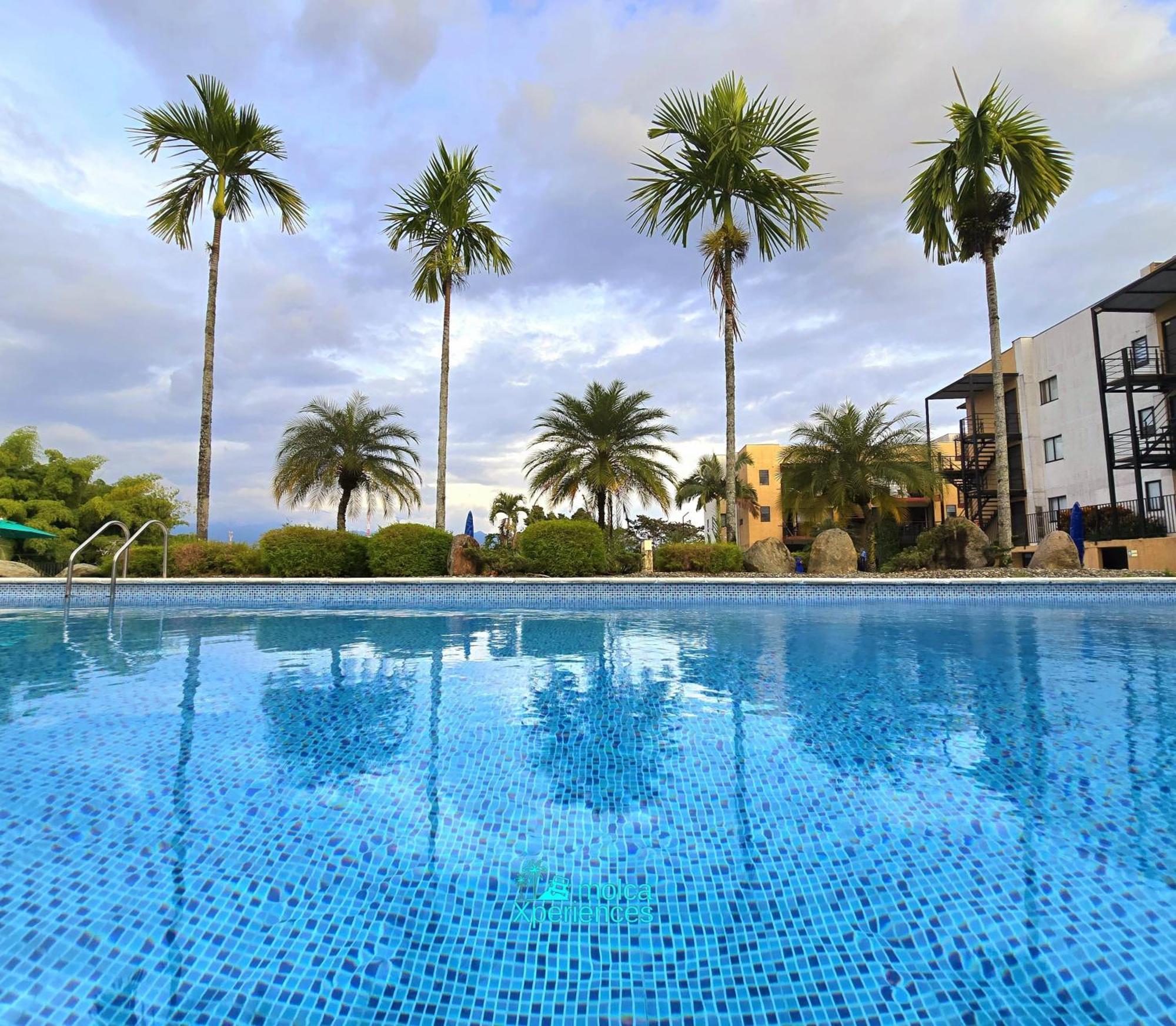 Apartamento Privado Vacacional A 5M Del Aeropuerto, 20 Minutos Del Parque Del Cafe Y Centro De Armenia Con 4 Piscinas, 3 Jacuzzi, Sauna By Molca Xperiences 2H Eksteriør bilde